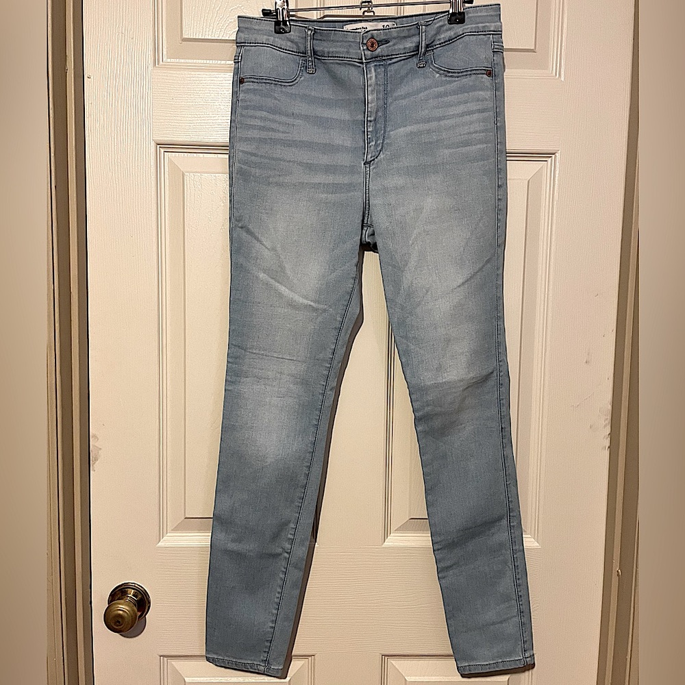 Abercrombie & Fitch Skinny High Rise Jean Legging - Light Wash